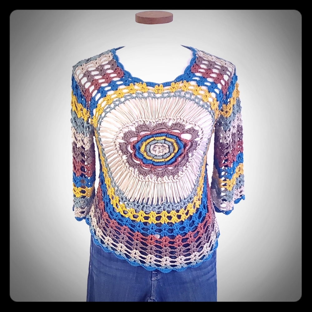 EUC Roz & Ali crochet sweater